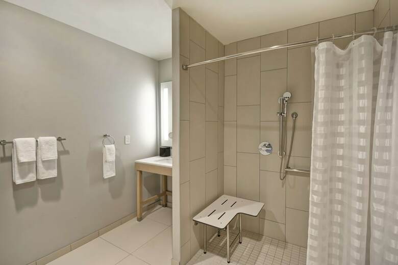 Hotel Hyatt Place Fresno