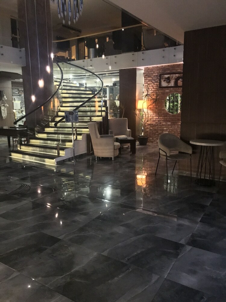 Simisso Hotel