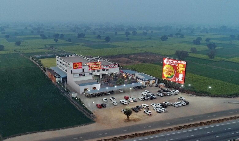 Hotel Highway King Behror Neemrana