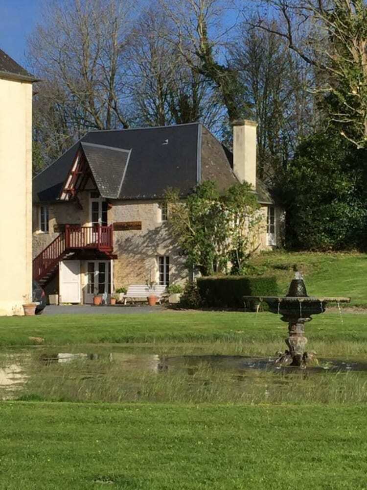 La Petite Maison Aupr�s Du Ch�teau