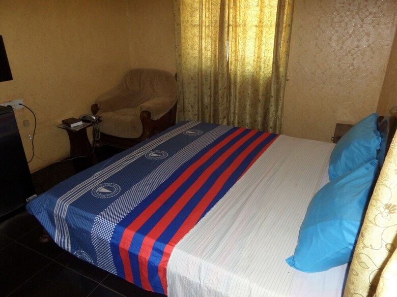 Hotel Abi-k Suites And Inn