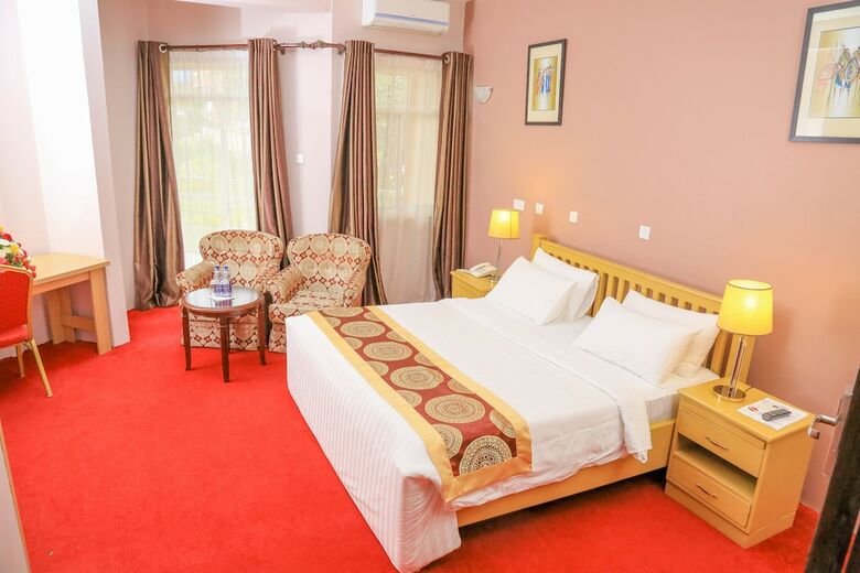 Hotel 7 Seasons