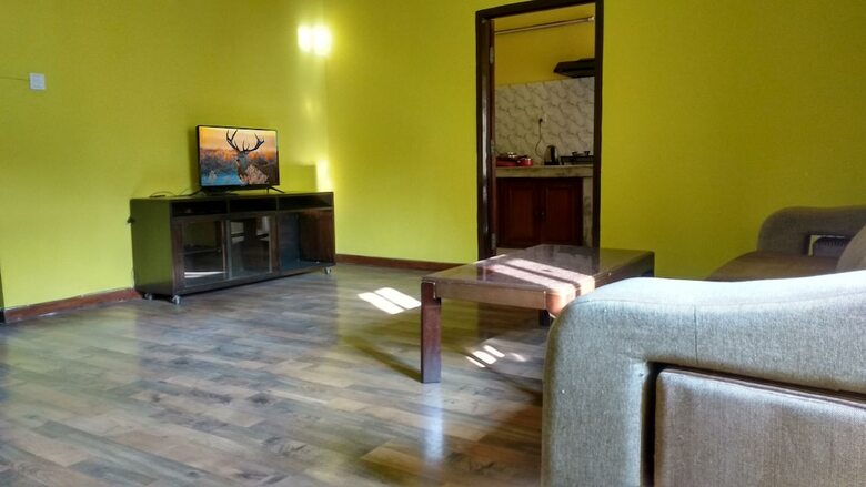 Yellow Durbar Apartment And Lounge
