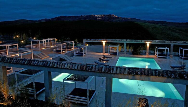 Tuscany Forever Premium Apartment
