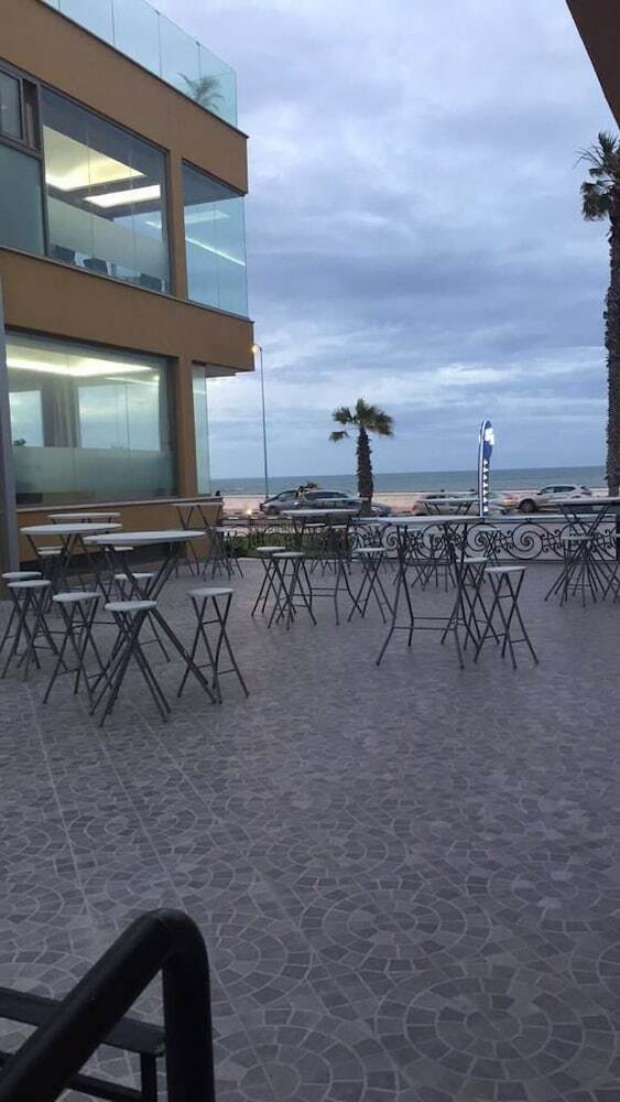 Amwaj Hotel