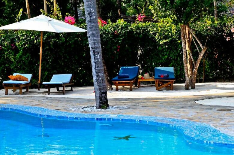 Hotel Samaki Lodge
