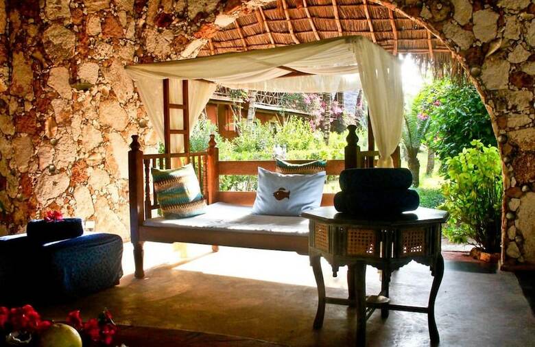 Hotel Samaki Lodge