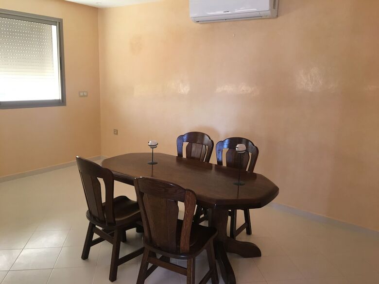 Wonderful Charming Villa Br52045