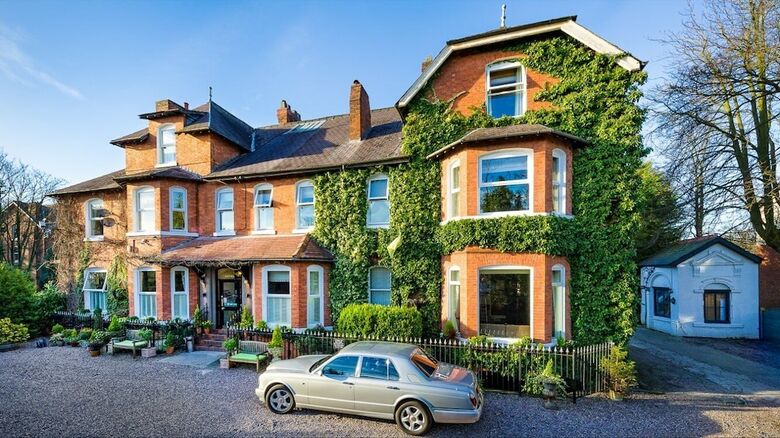 Lennox Lea Hotel, Studios & Apartments