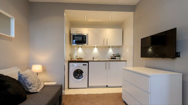 Lennox Lea Hotel, Studios & Apartments