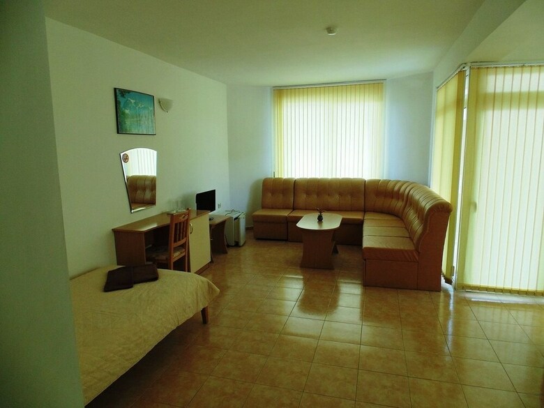 Hotel Crystal