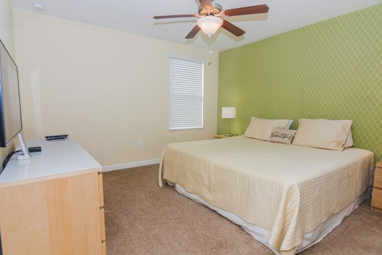 Spacious Fun Home Next To Disney Cg1443