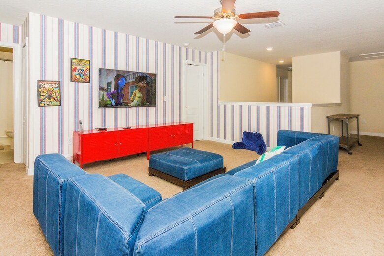 Spacious Fun Home Next To Disney Cg1443