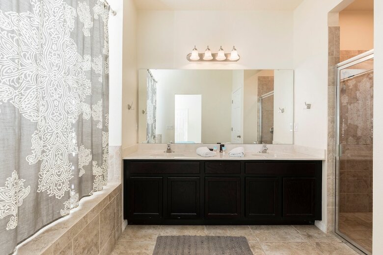 Luxury Vacation Home With Pool Vp2664