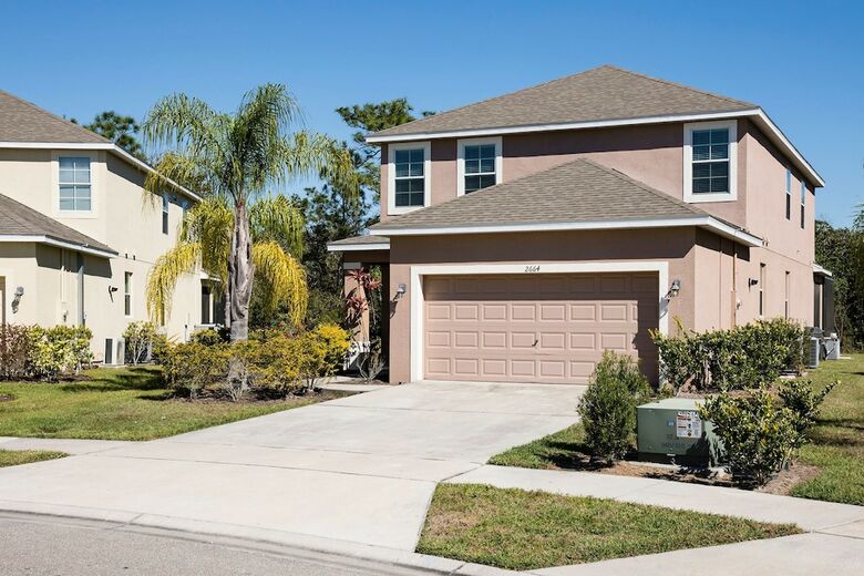 Luxury Vacation Home With Pool Vp2664