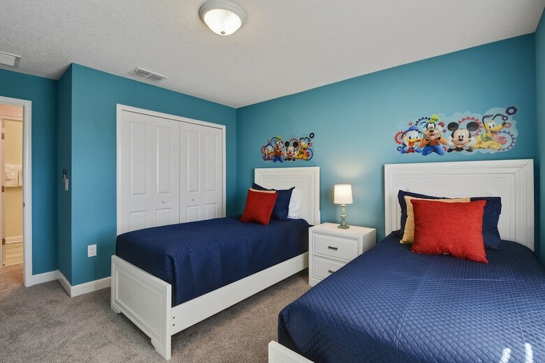 Charming Vacation Townhome With Pool Cg1576