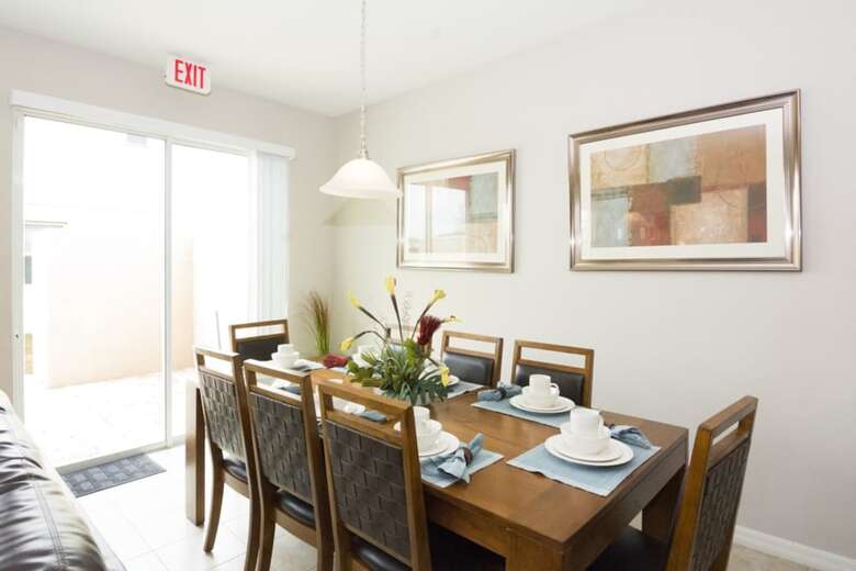 Vacation Townhome Next To Parks Cb3163