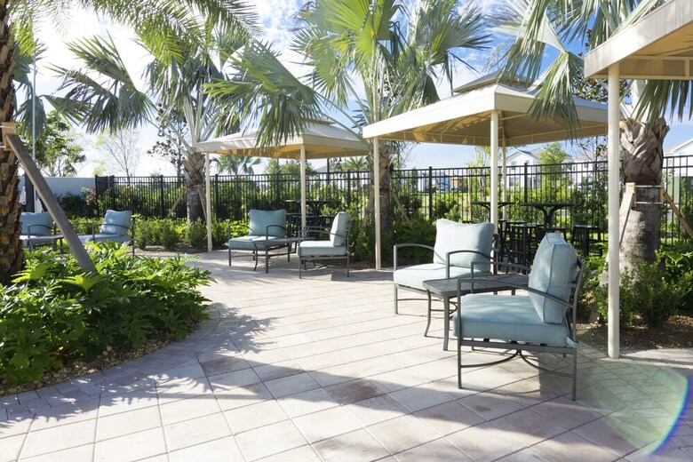 Lovely Vacation Townhouse With Pool Sl3103