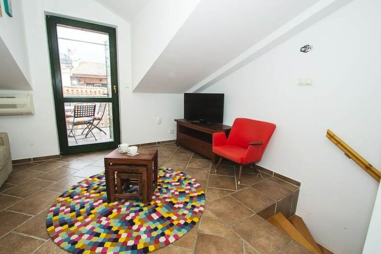 Jerry & Oli Apartments