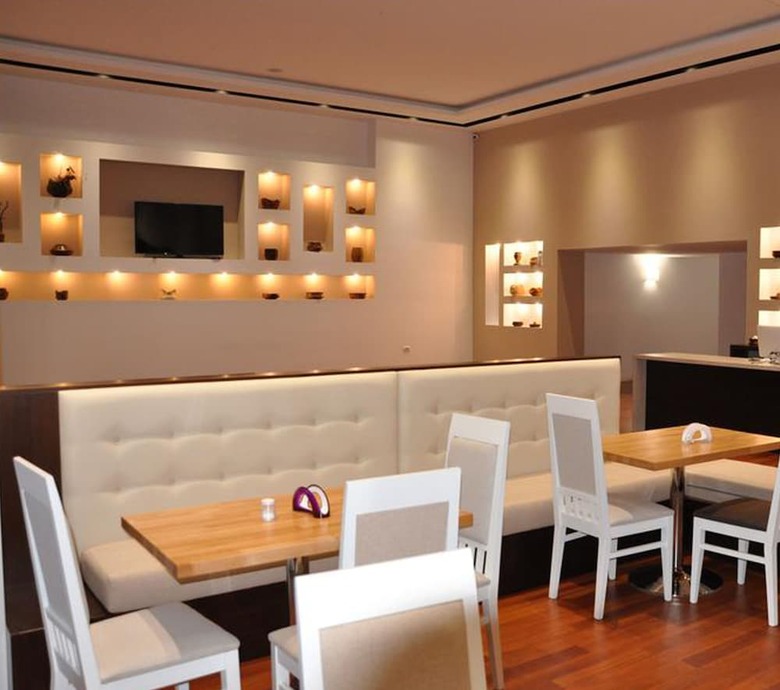 Summer Suite Hotel