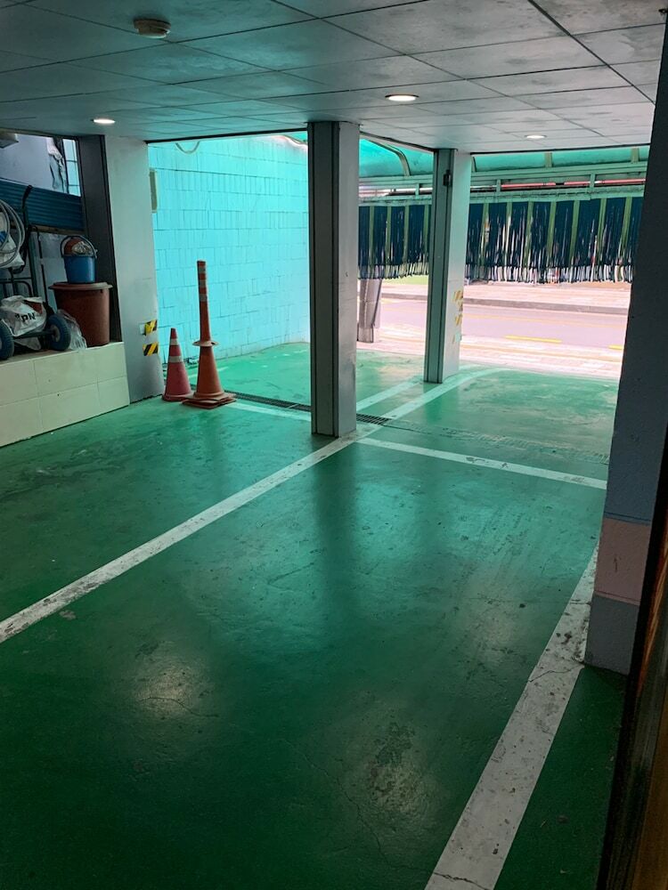 Hotel Plus Motel