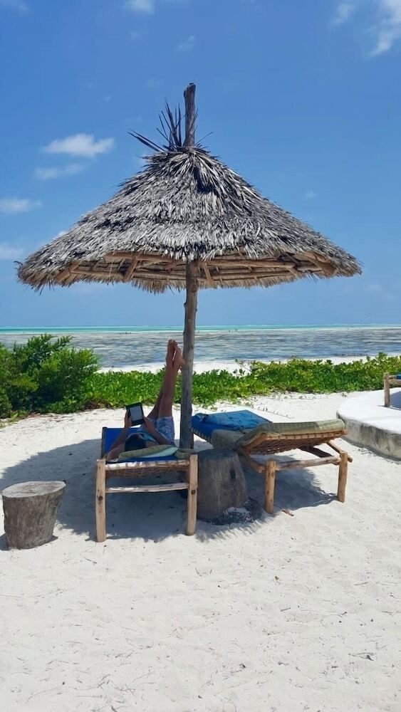 Hotel Driftwood Beach Lodge