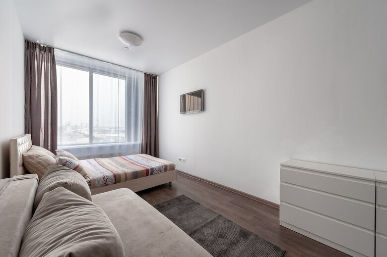 Studio Apartment On Malysheva 42a 14 Floor