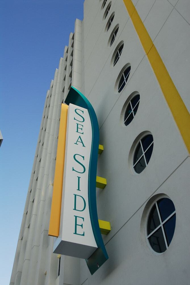 Hotel Seaside Resort By Capital Vacations