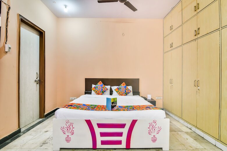 Fabhotel Casa Meera Boutique