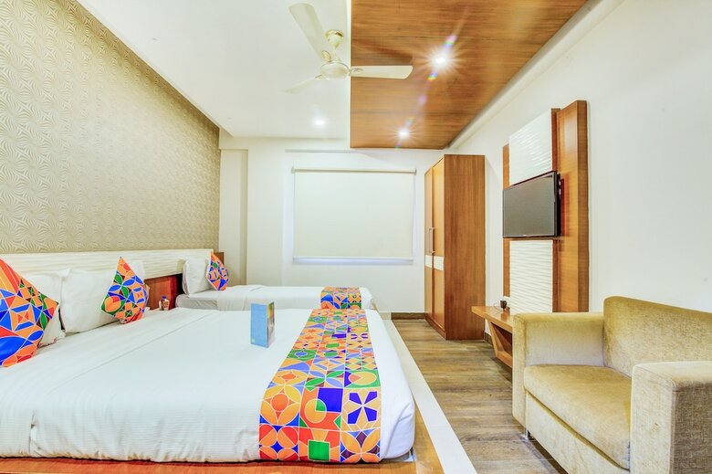 Fabhotel Empark