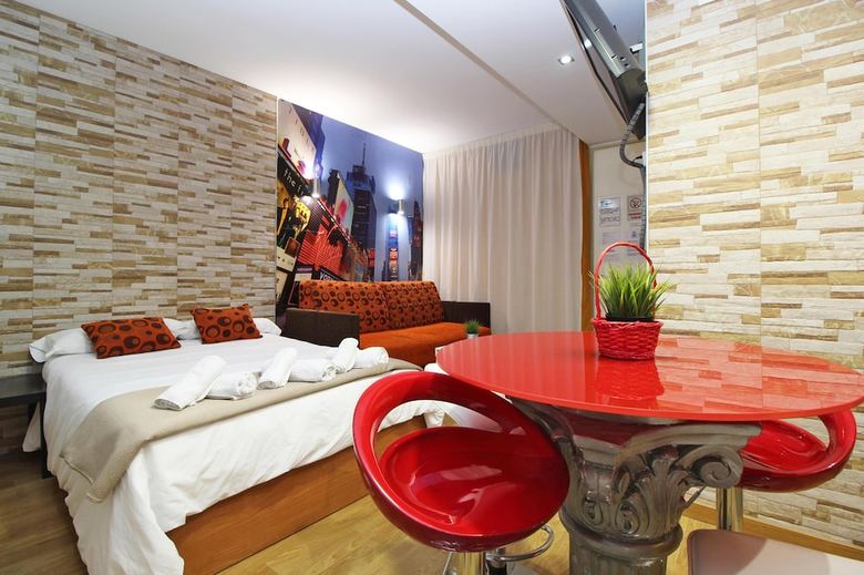 Apartamentos Del Parque Flats San Pablo