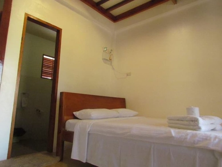 Hotel Latitude 10 Siargao