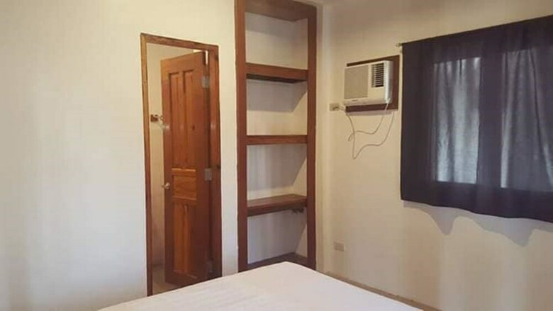 Hotel Latitude 10 Siargao
