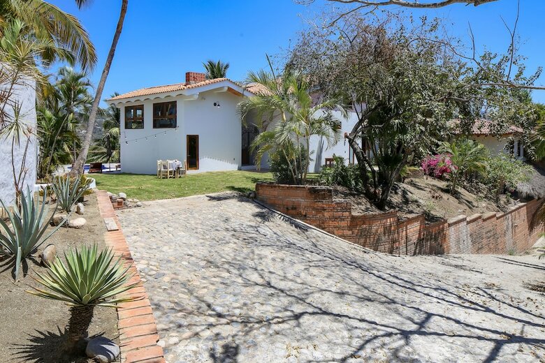 Bed & Breakfast Distrito 88 - Adults Only