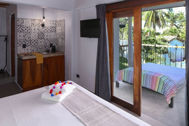 Bed & Breakfast Distrito 88 - Adults Only