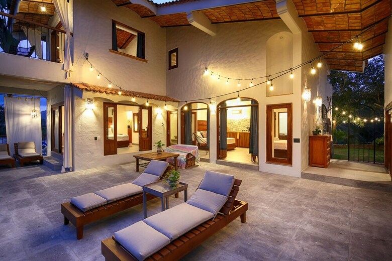 Bed & Breakfast Distrito 88 - Adults Only