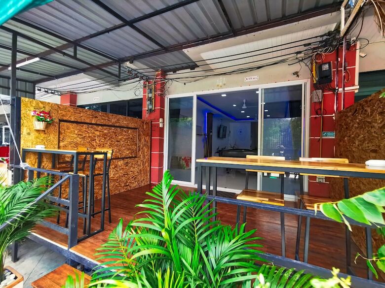 Hotel Thai Orange Magic