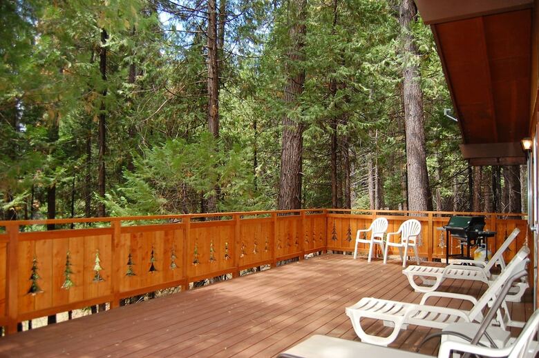 Cabana Ackley's Place
