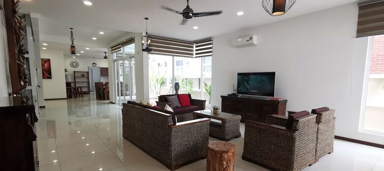 Palm Residence