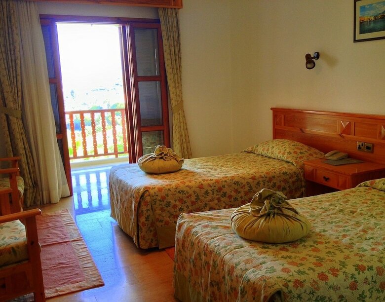 Hotel Onar Village