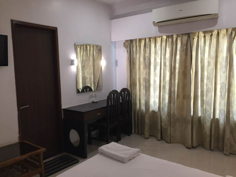 Hotel Rishivan Resort