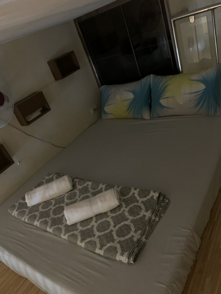 Hnm Management - One Palm Tree Villas
