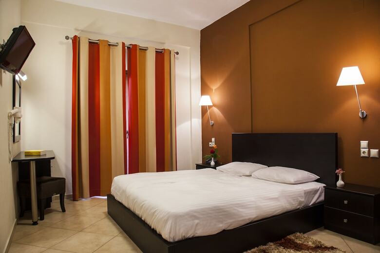 Meteoritis Hotel