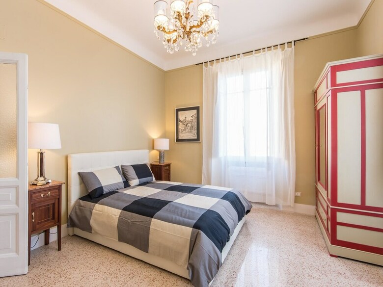 Rsh Trastevere Bright Enchanting Apartment