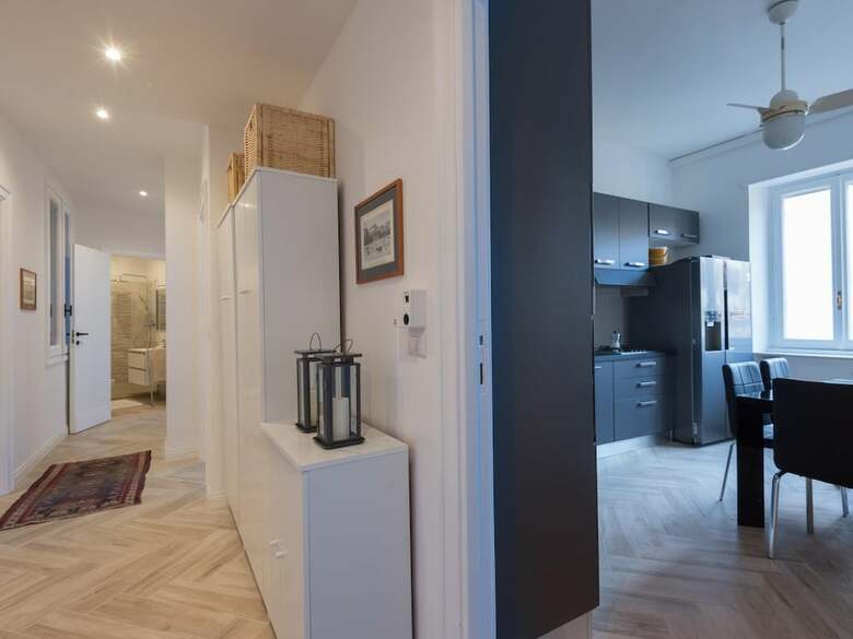 Rsh Vatican Bright Two Bedroom Apartment