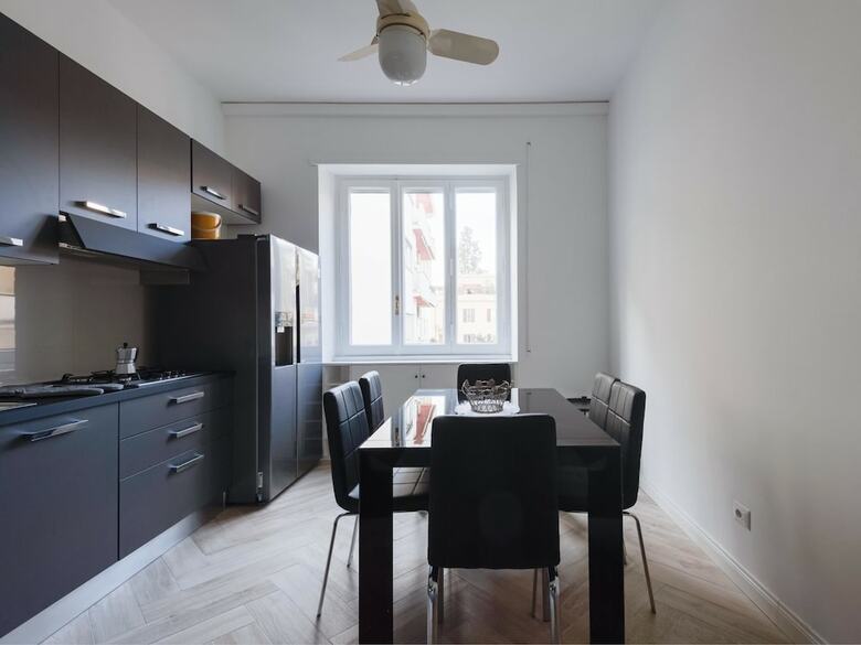 Rsh Vatican Bright Two Bedroom Apartment