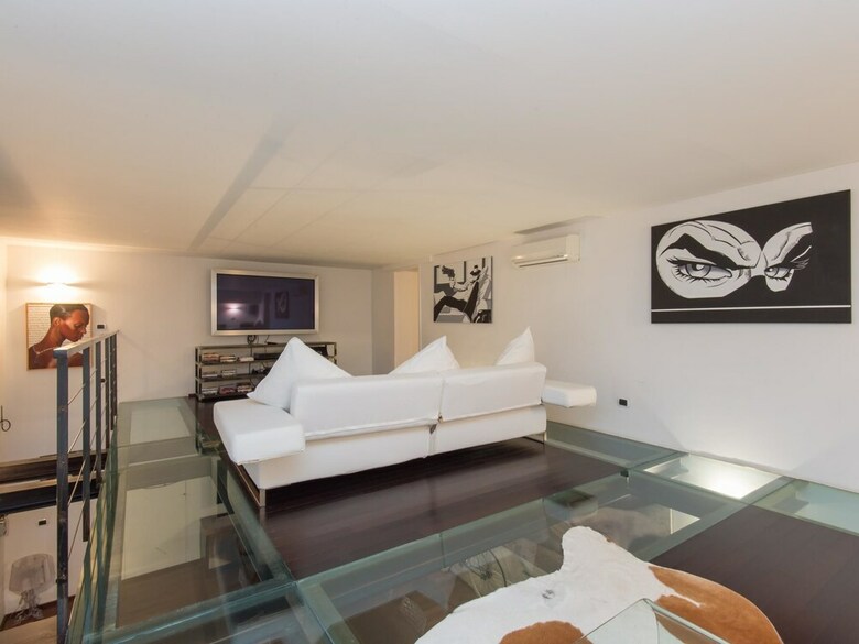 Rsh Pantheon Luxury Hi Tech Apartment