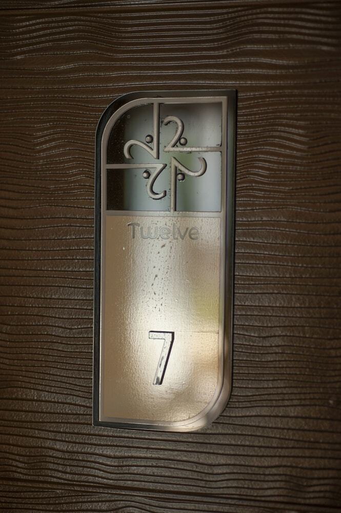 Hotel Twelve