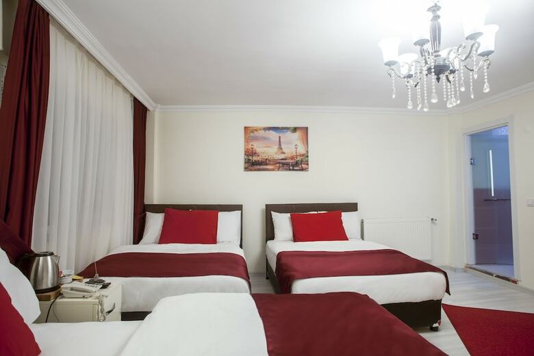 Sirkeci Family Hotel