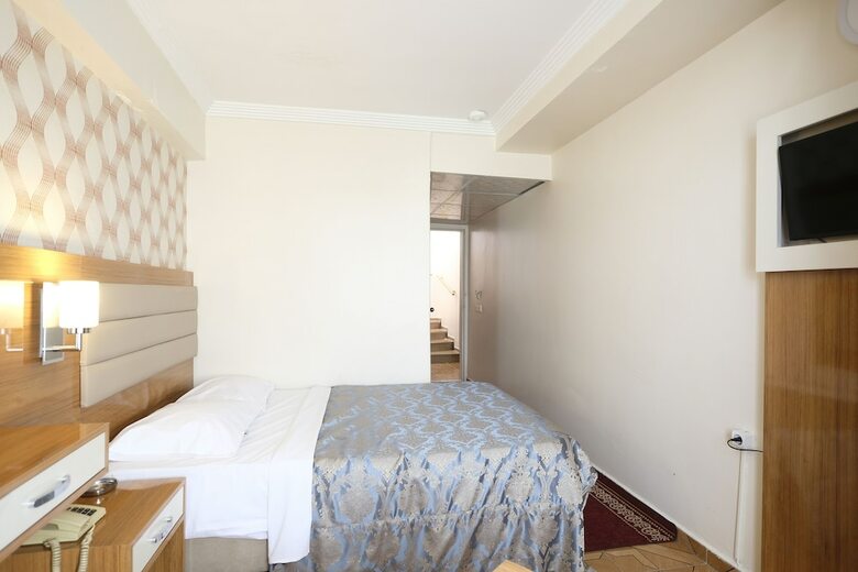 Hotel Ozbek
